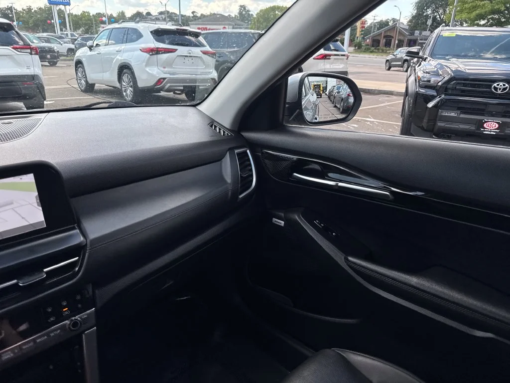 Used 2024 Gray Kia SX image 31