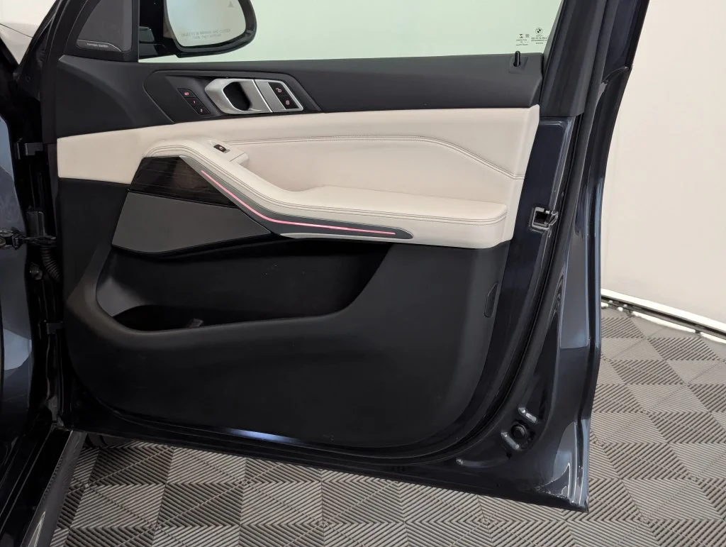 Certified Used 2019 Gray BMW xDrive40i image 57