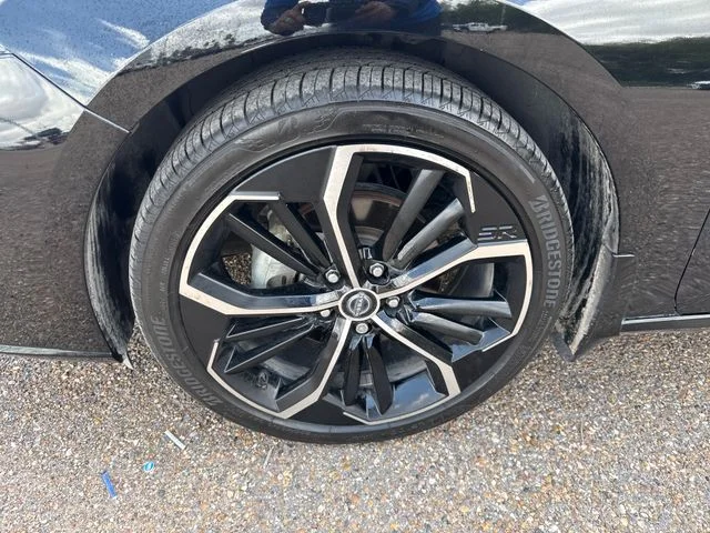 Used 2023 Black Nissan 2.5 SR image 12