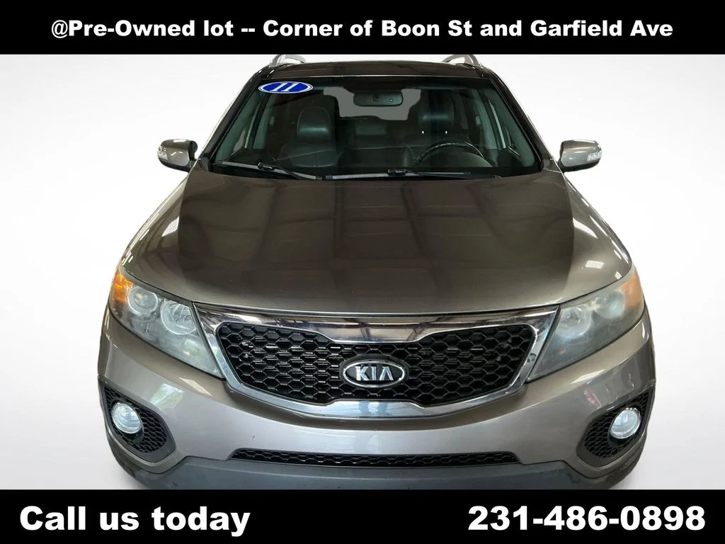 Used 2011 Silver Kia EX image 8