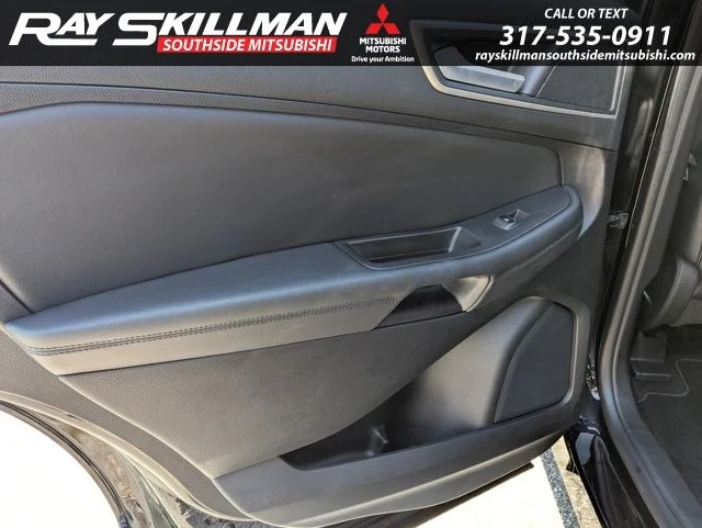 Used 2017 Blue Ford SE image 17