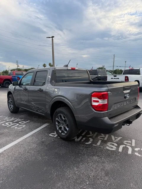 Certified Used 2025 Gray Ford XLT image 4