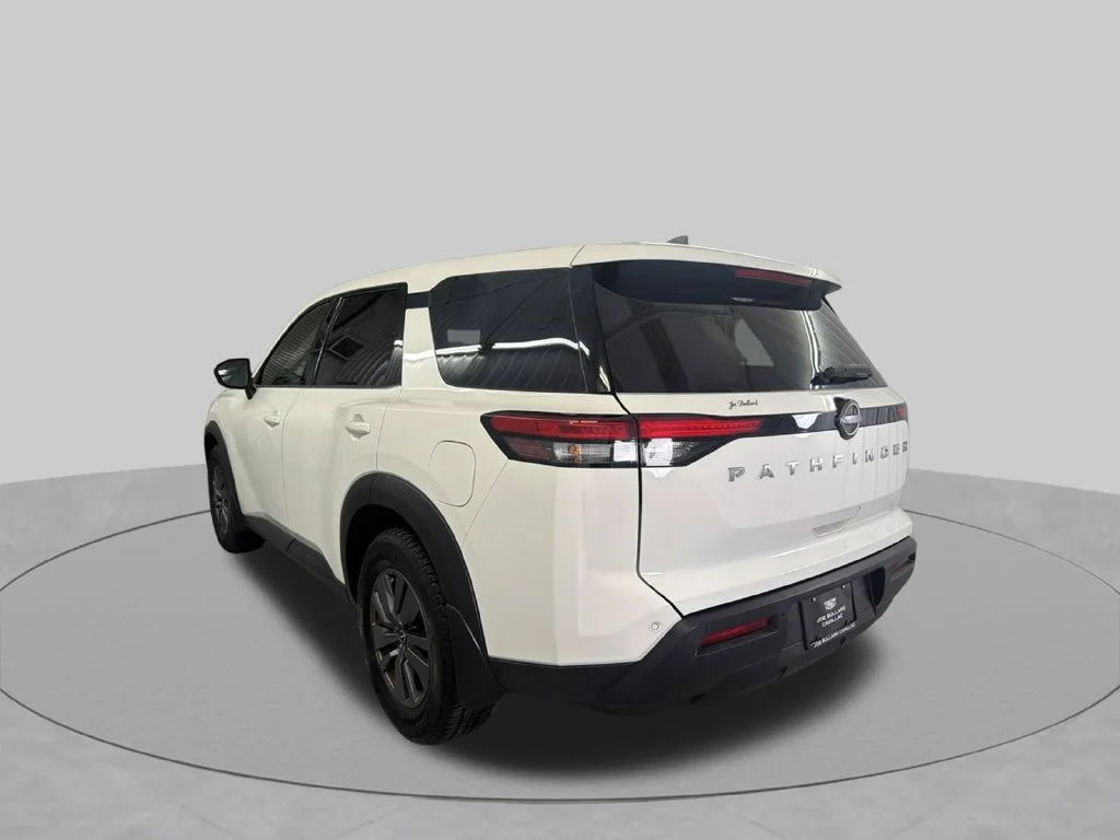 Used 2024 Glacier White Nissan S image 8
