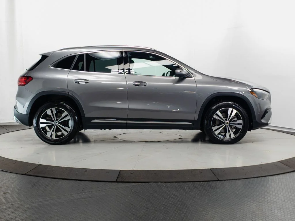 Certified Used 2026 Mountain Grey Metallic Mercedes-Benz GLA 250 image 29