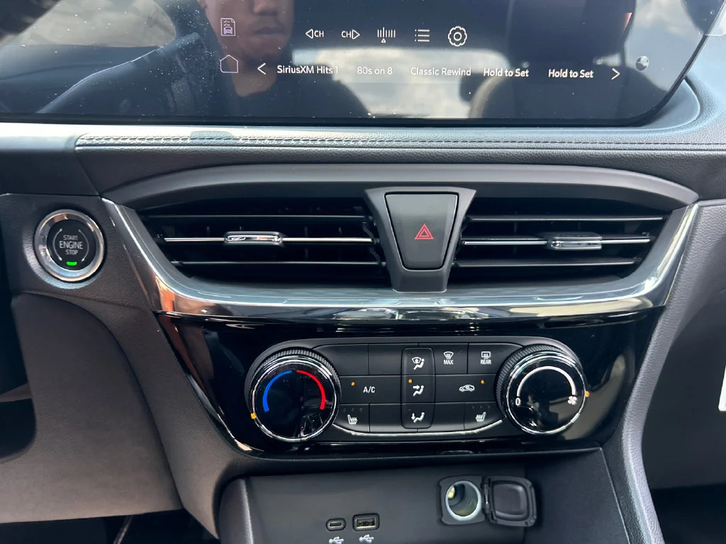 2026 Buick Encore GX Sport Touring - Photo 26