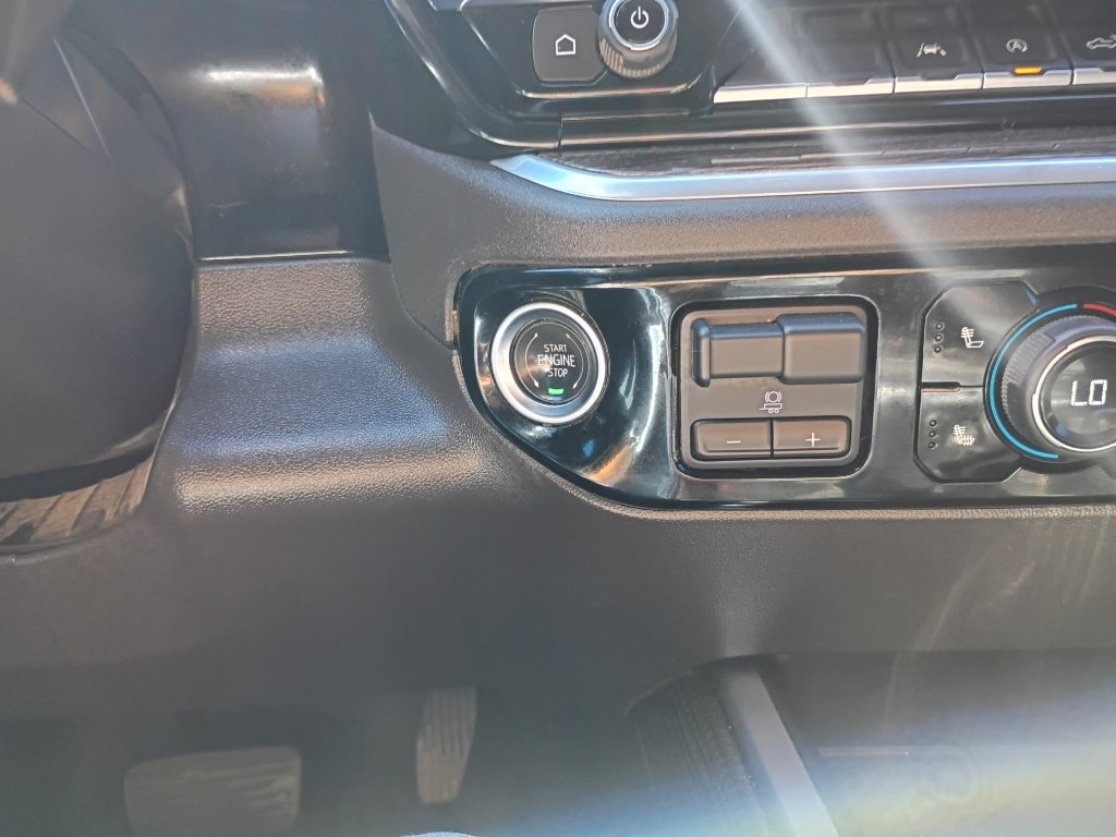 Used 2025 Summit White Chevrolet LT Trail Boss image 28