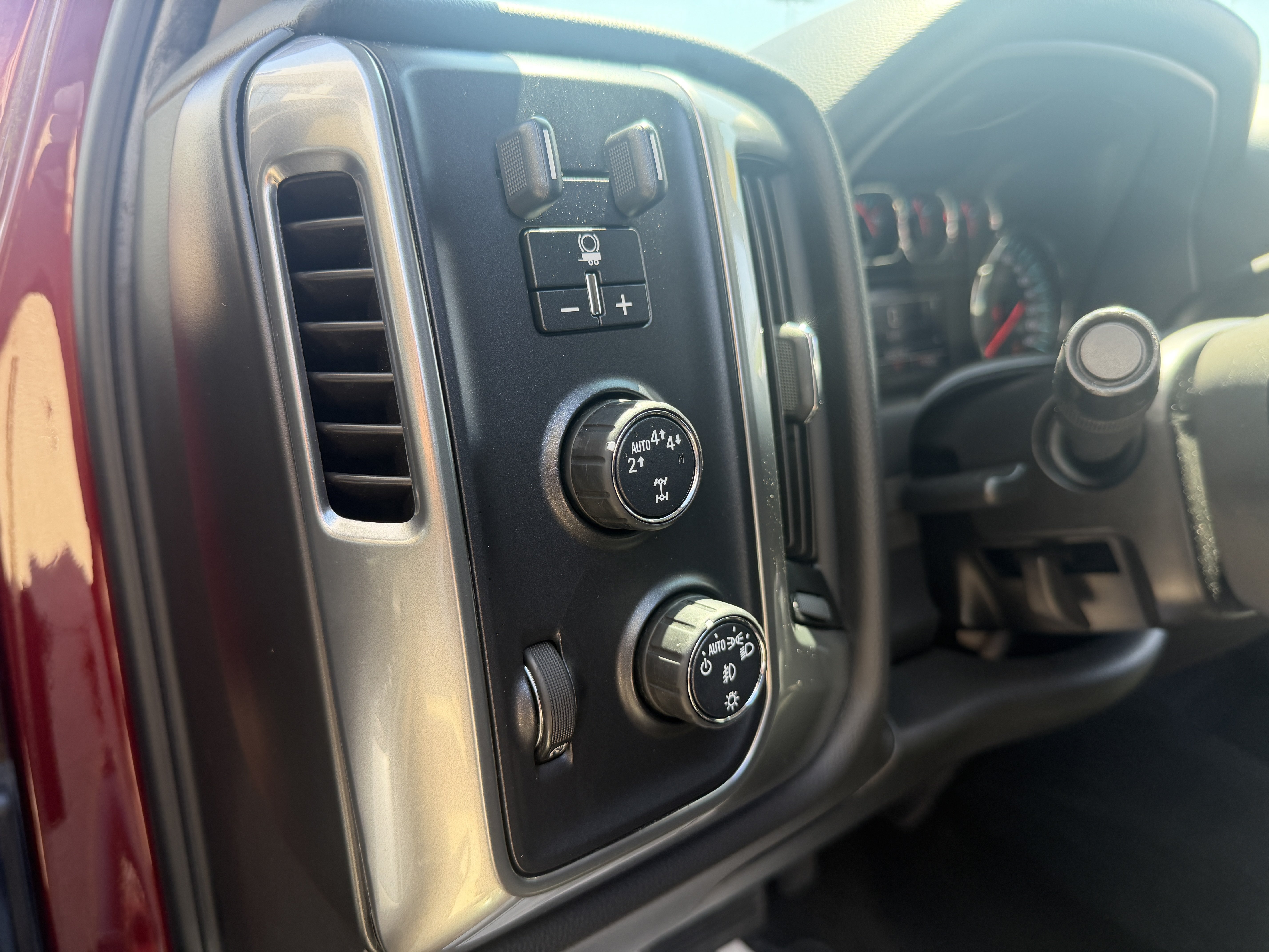 Used 2017 Siren Red Tintcoat Chevrolet LT image 35
