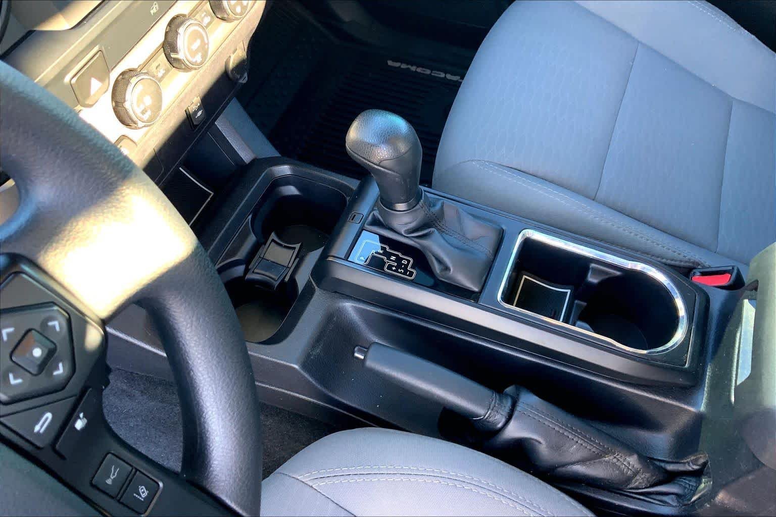 Used 2019 Super White Toyota SR image 16