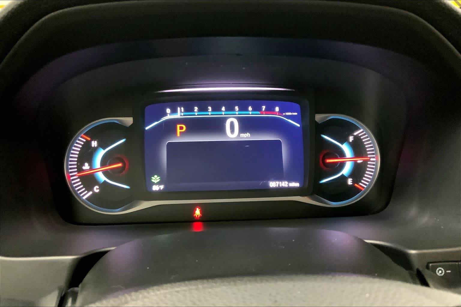 Used 2019 Lunar Silver Metallic Honda Touring image 26