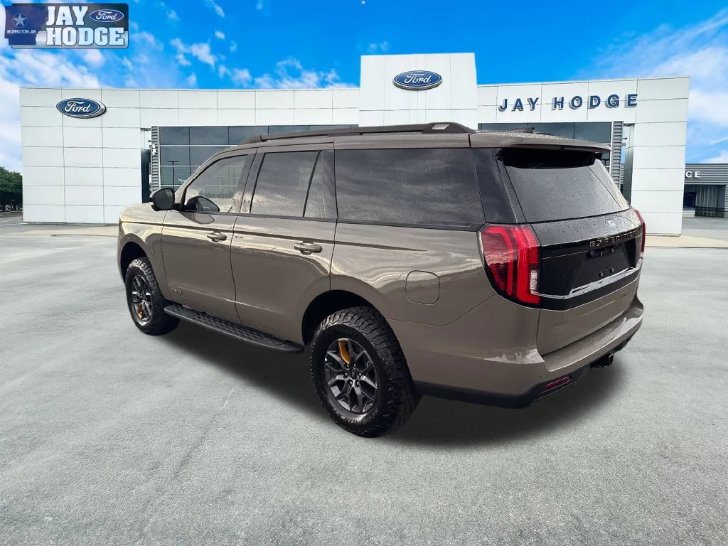 New 2027 Marsh Gray Ford Tremor® image 4