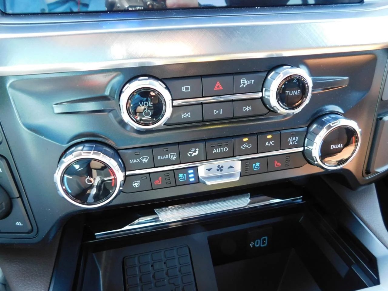 2025 Ford F-350 Super Duty King Ranch - Photo 46