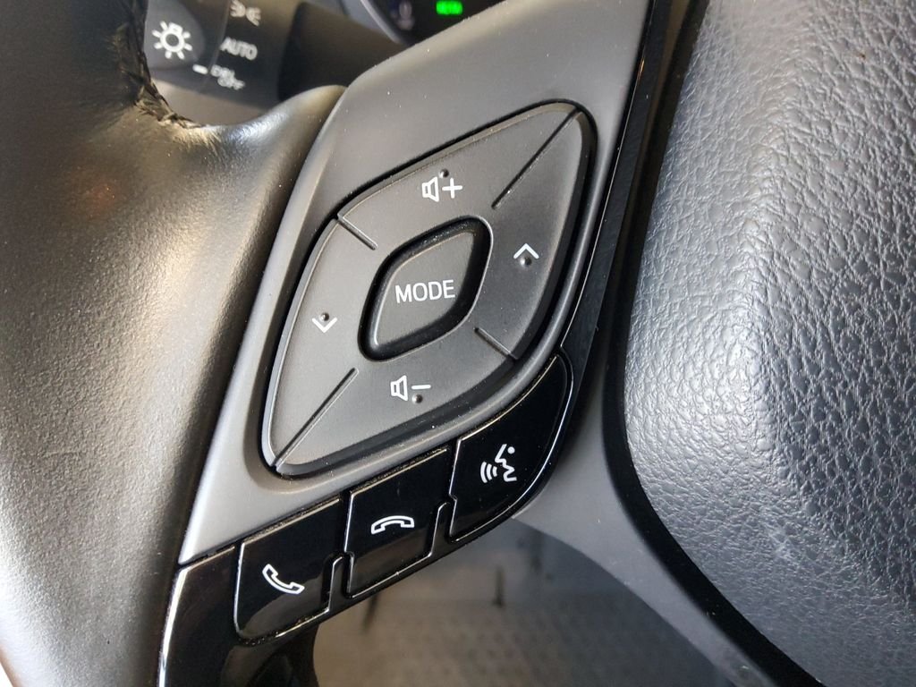 Used 2019 Gray Toyota XLE image 26