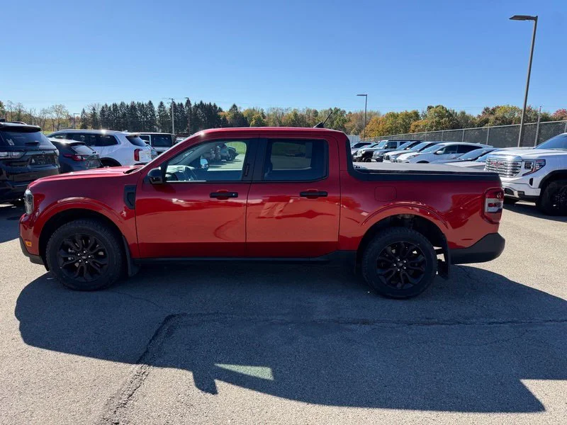 Used 2023 Red Ford XLT image 19