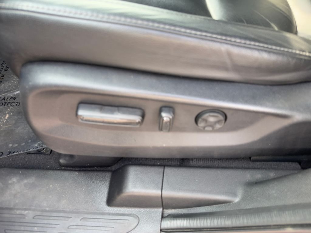 Used 2022  Honda EX-L image 11