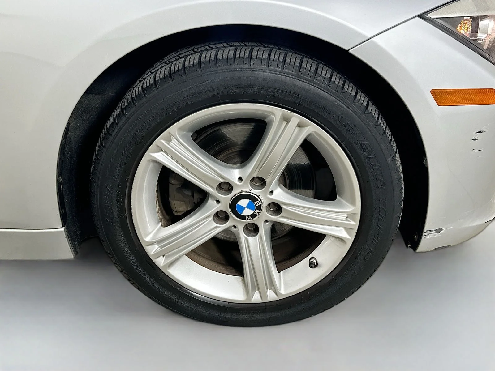 Used 2014 Silver BMW  image 10