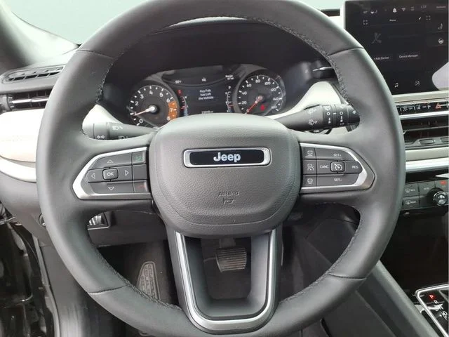 Used 2025 Black Jeep Limited image 22