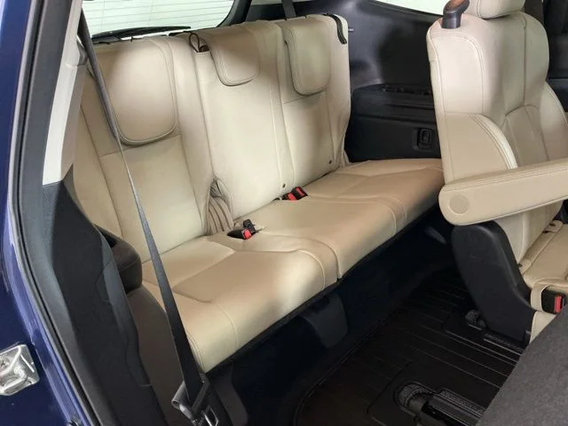Used 2019 Blue Subaru Limited image 7