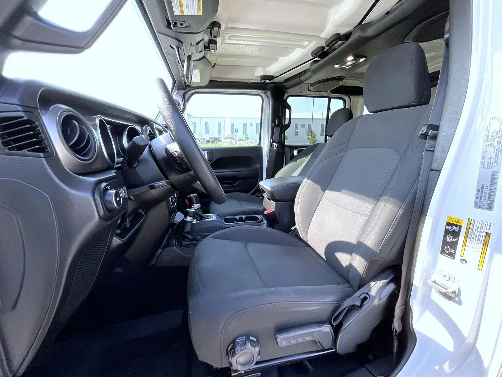 Used 2022 White Jeep Unlimited Willys image 11