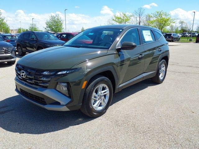 New 2026 Green Hyundai SE image 2