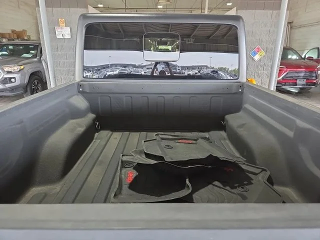 Used 2022 Gray Jeep Rubicon image 7