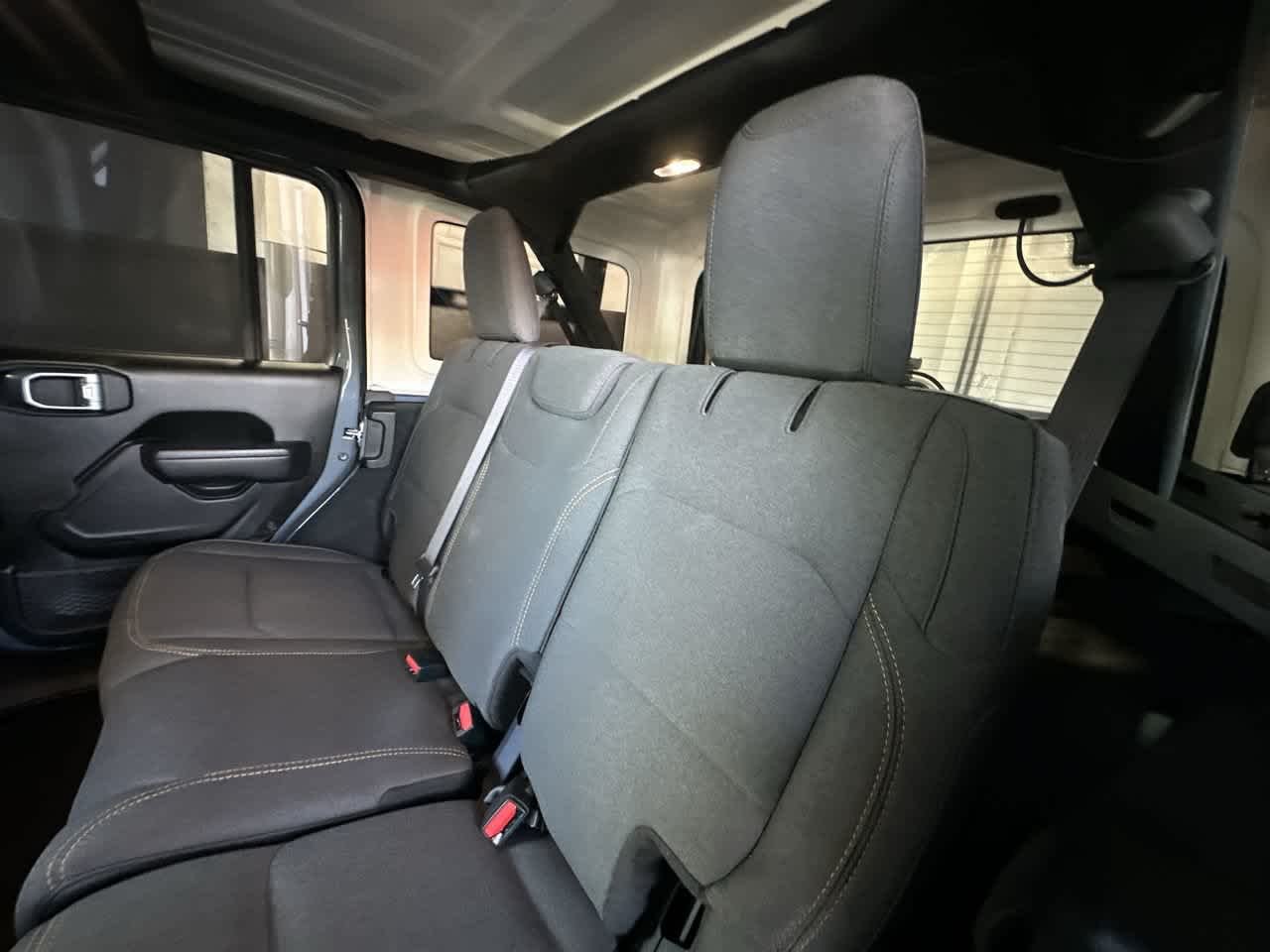 Used 2024 Anvil Clear Coat Jeep Sport S image 22