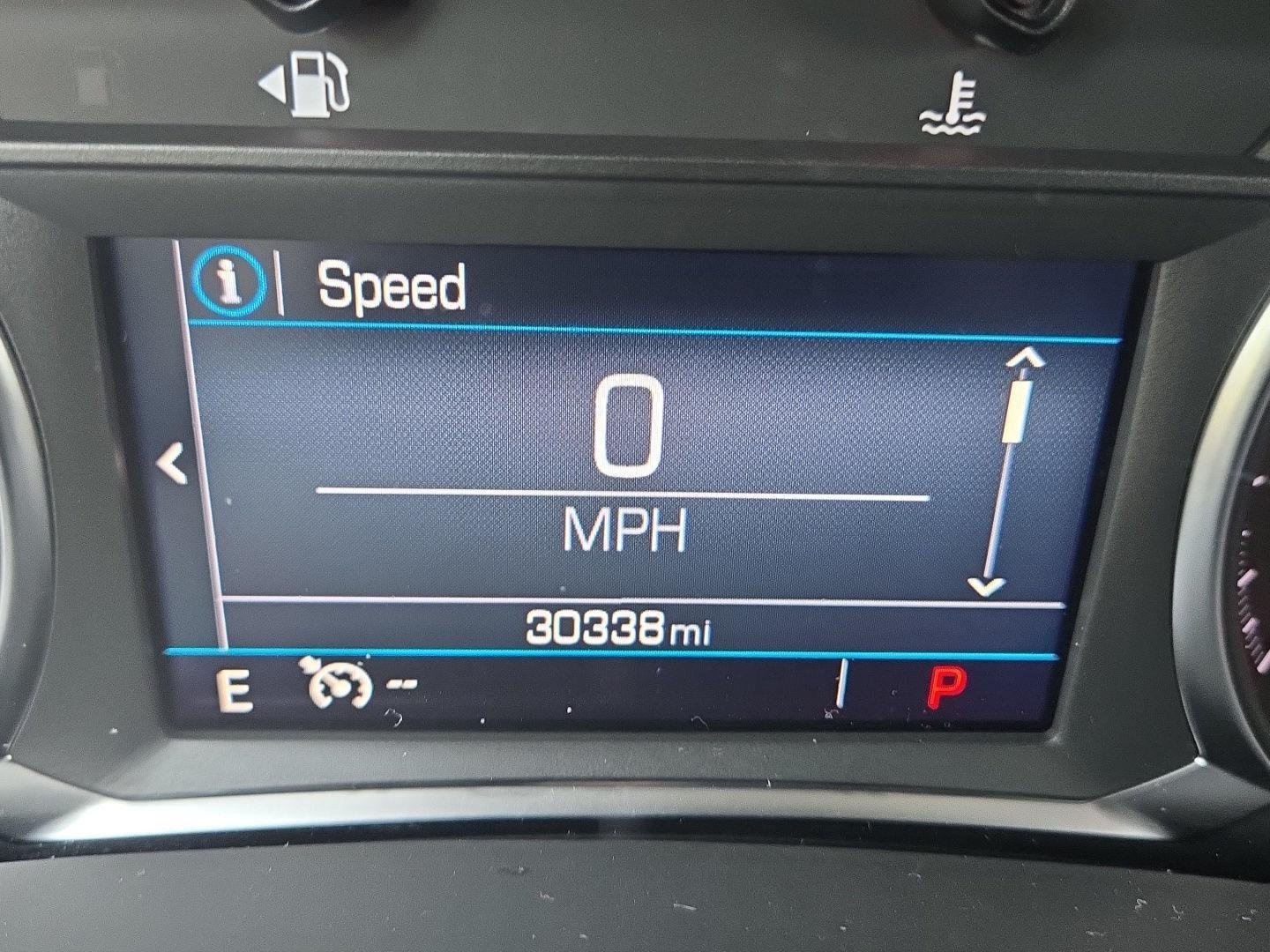 Used 2024 Summit White GMC SLE image 6