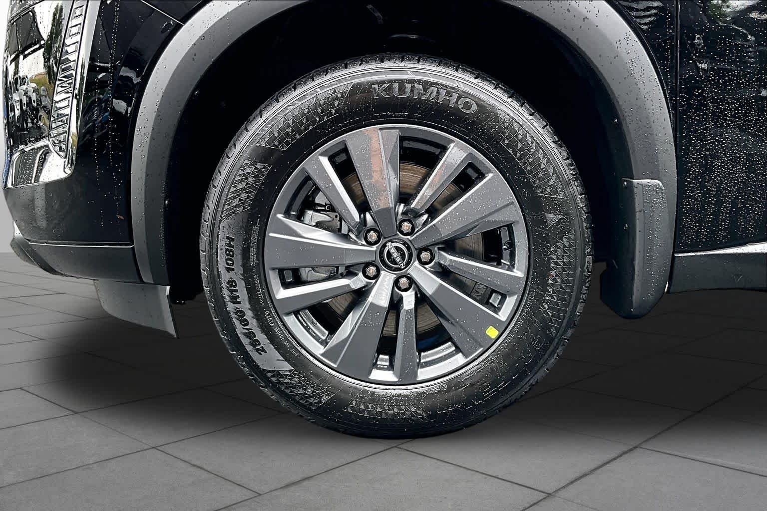 New 2026 Super Black Nissan SV image 11