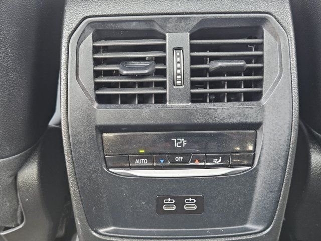 Used 2024 Gray BMW 330i image 28
