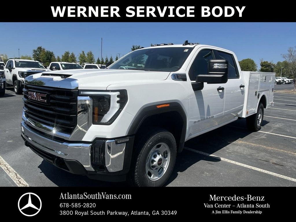 2024 GMC Sierra 2WD Crew Cab Standard Box Pro's photo