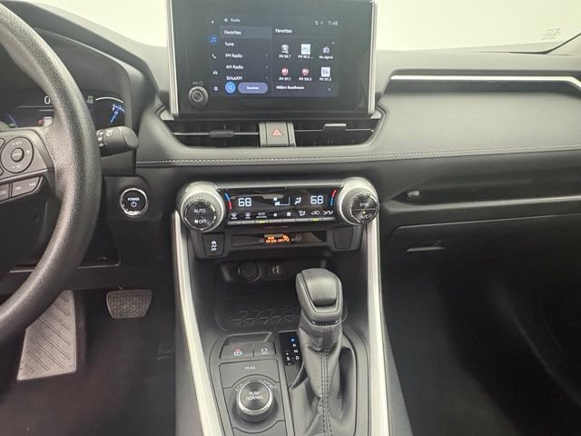 Used 2025 Silver Toyota XLE image 21
