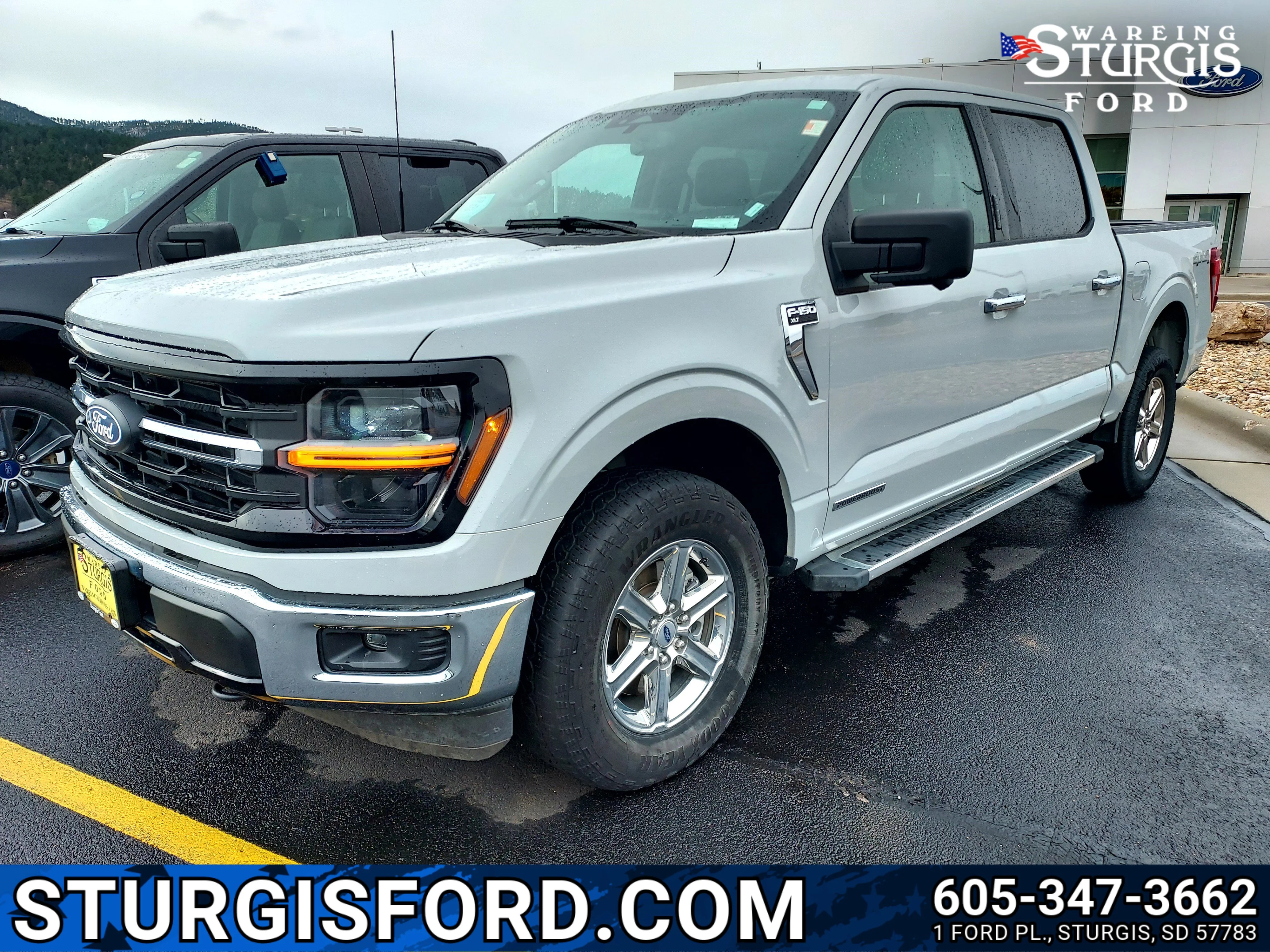 Used 2024 Gray Ford XLT image 1