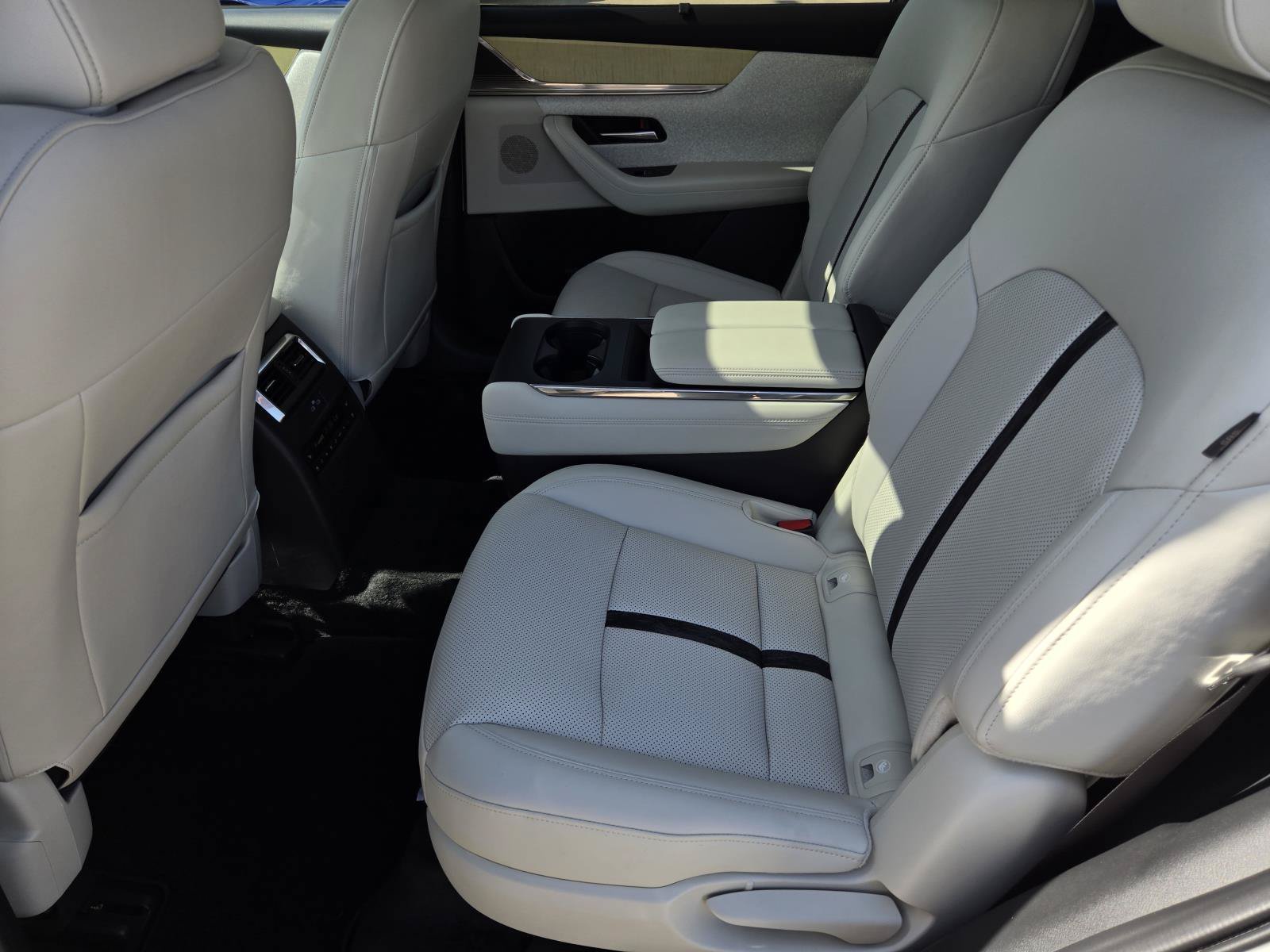 Certified Used 2026 White Mazda 3.3 Turbo S Premium Plus image 18