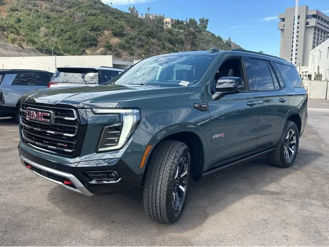 2026 GMC Yukon AT4 Ultimate - Photo 10