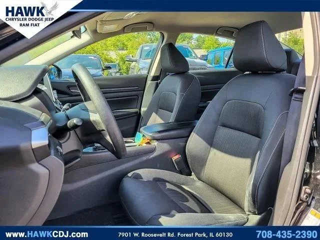 Used 2024 Black Nissan 2.5 SV image 8