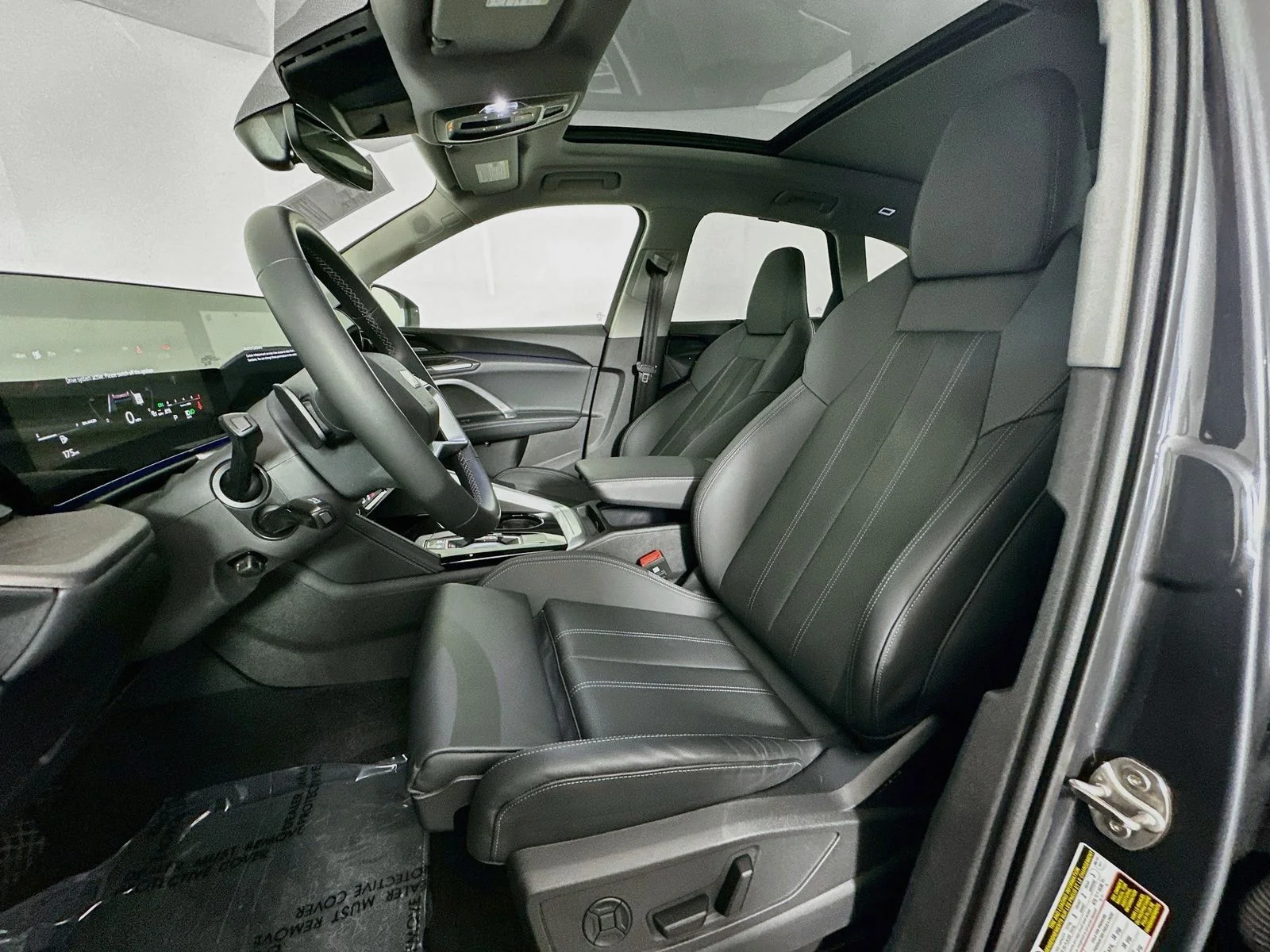 Used 2025 Tambora Gray Metallic Audi 2.0T Premium Plus Adaptive Cruise Vented Seats image 18