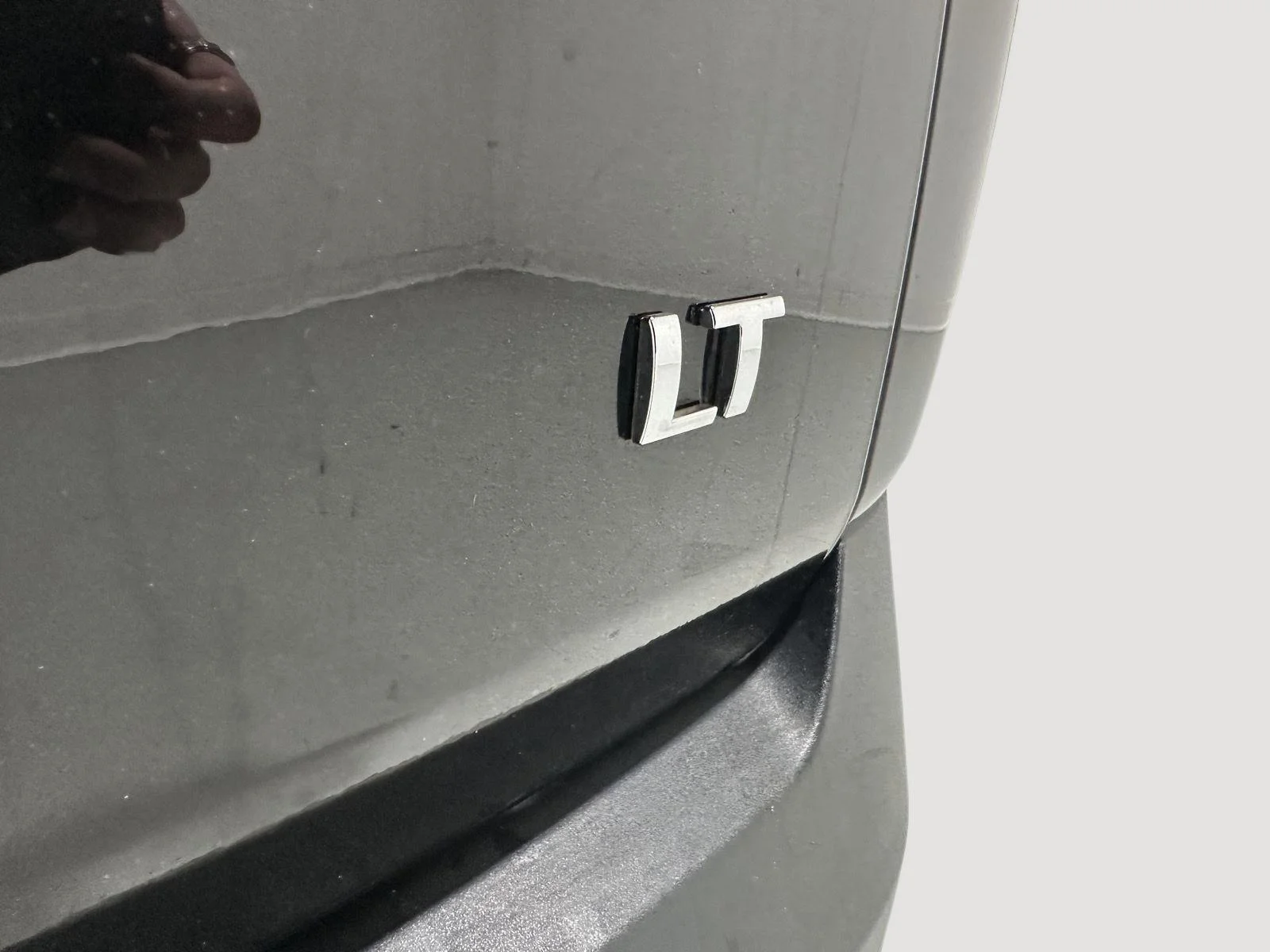Used 2022 Mosaic Black Metallic Chevrolet LT Cloth image 28