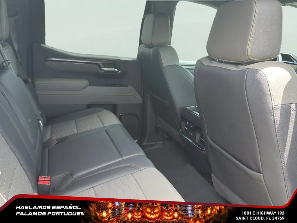 Used 2025 Slate Gray Metallic Chevrolet ZR2 image 29