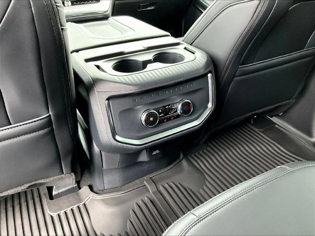 New 2027 Nocturnal Blue Metallic Ford MAX Platinum image 18