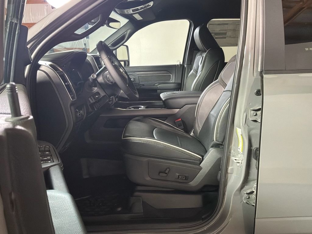 New 2027 Ceramic Gray Clear-Coat Exterior Paint RAM Laramie image 15
