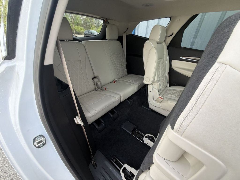 Used 2023 White Buick Avenir image 28