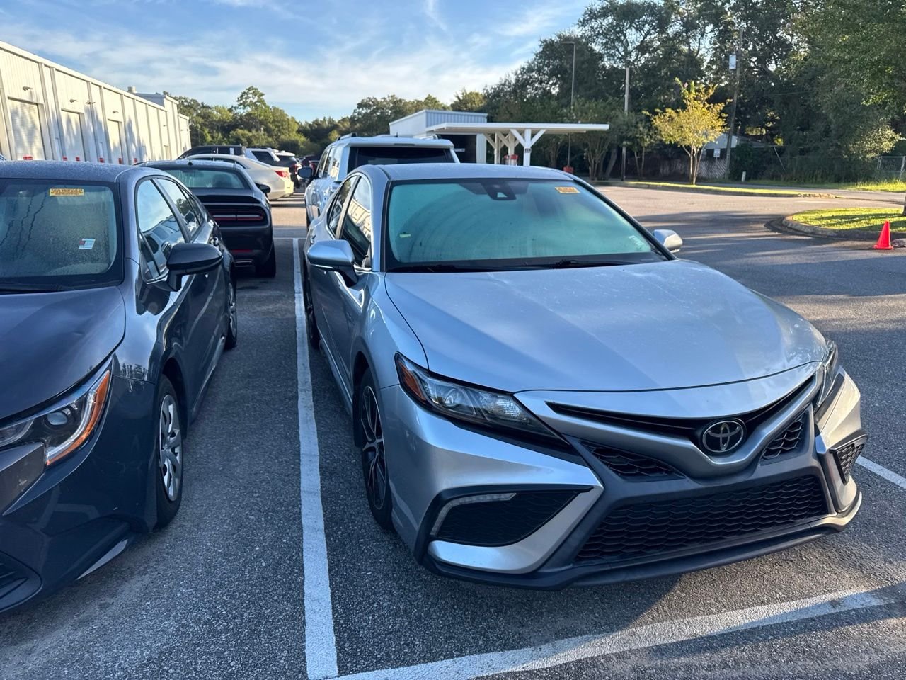 Used 2022 Silver Toyota SE image 3