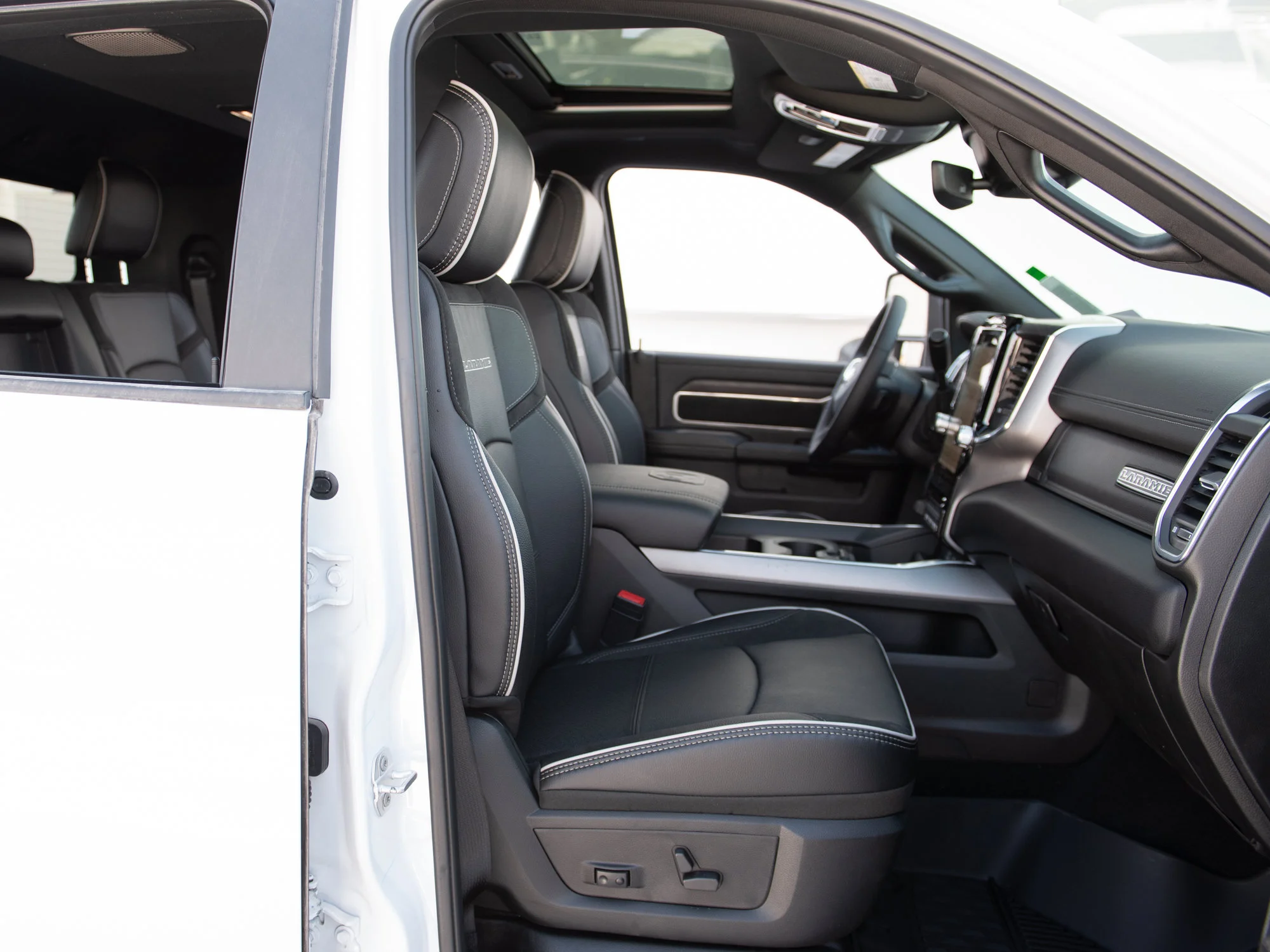 New 2026 White RAM Laramie* image 21