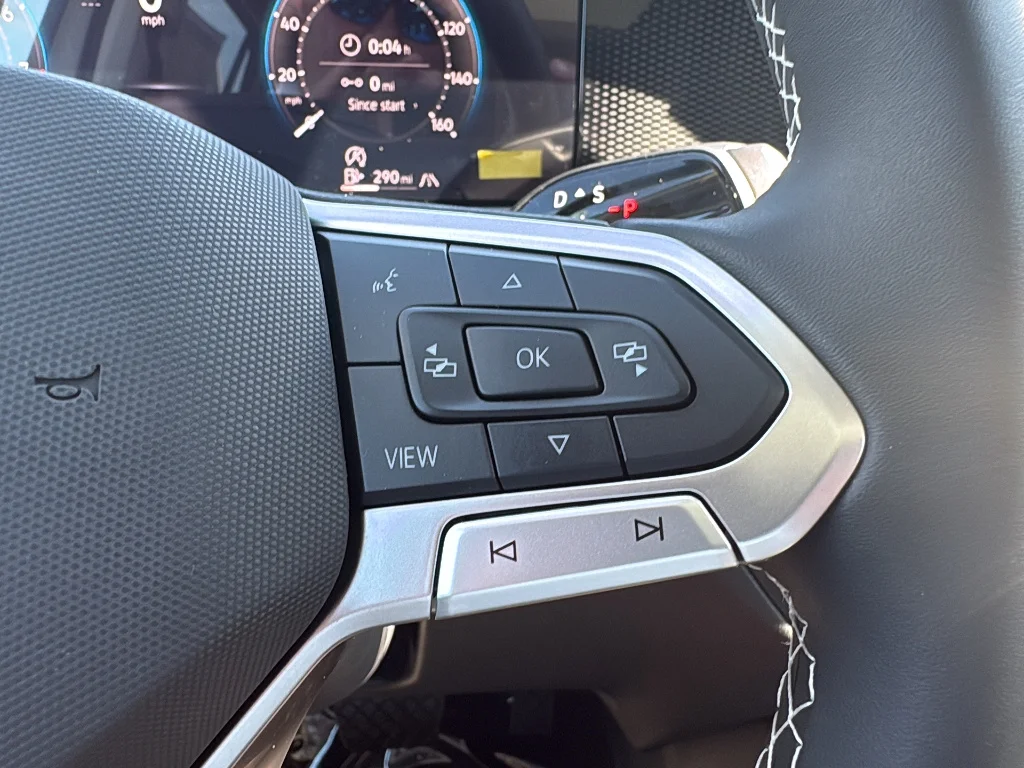 New 2025 Pure White Volkswagen 2.0T SE 4MOTION image 19