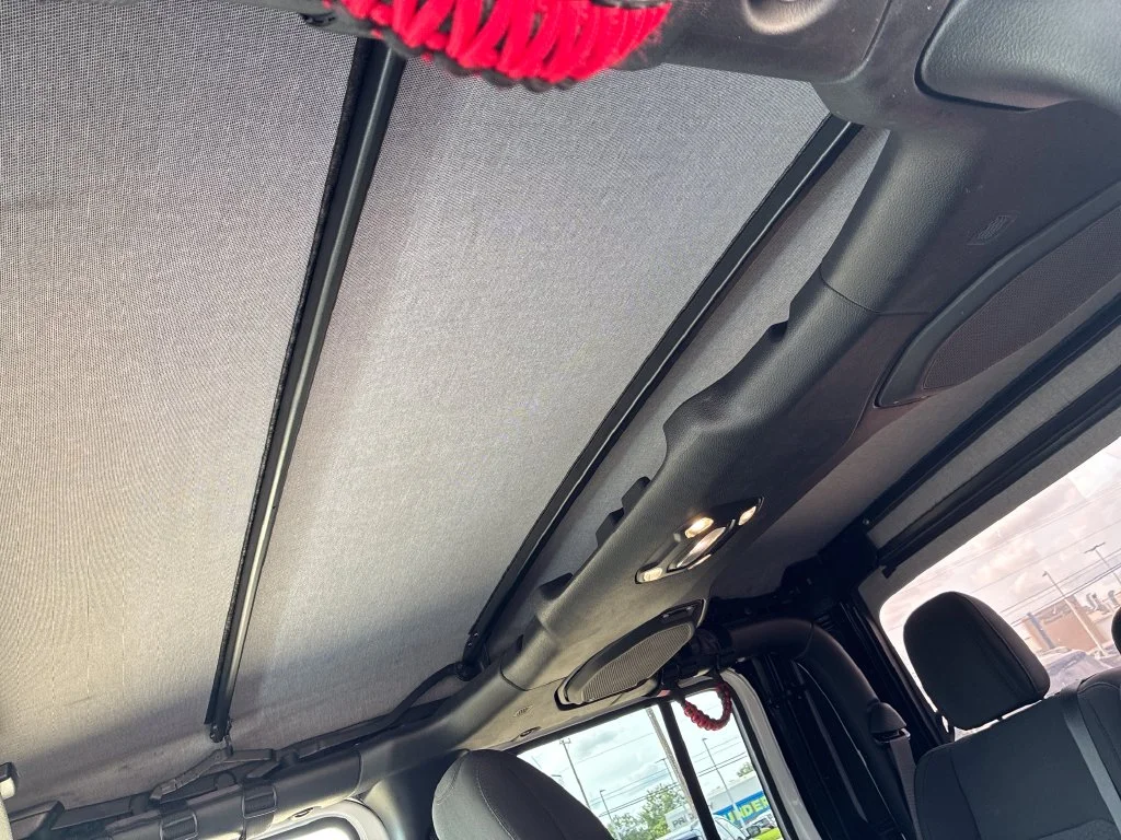 Used 2023 White Jeep Rubicon image 22
