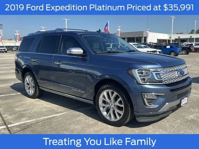2019 Ford Expedition Platinum's photo