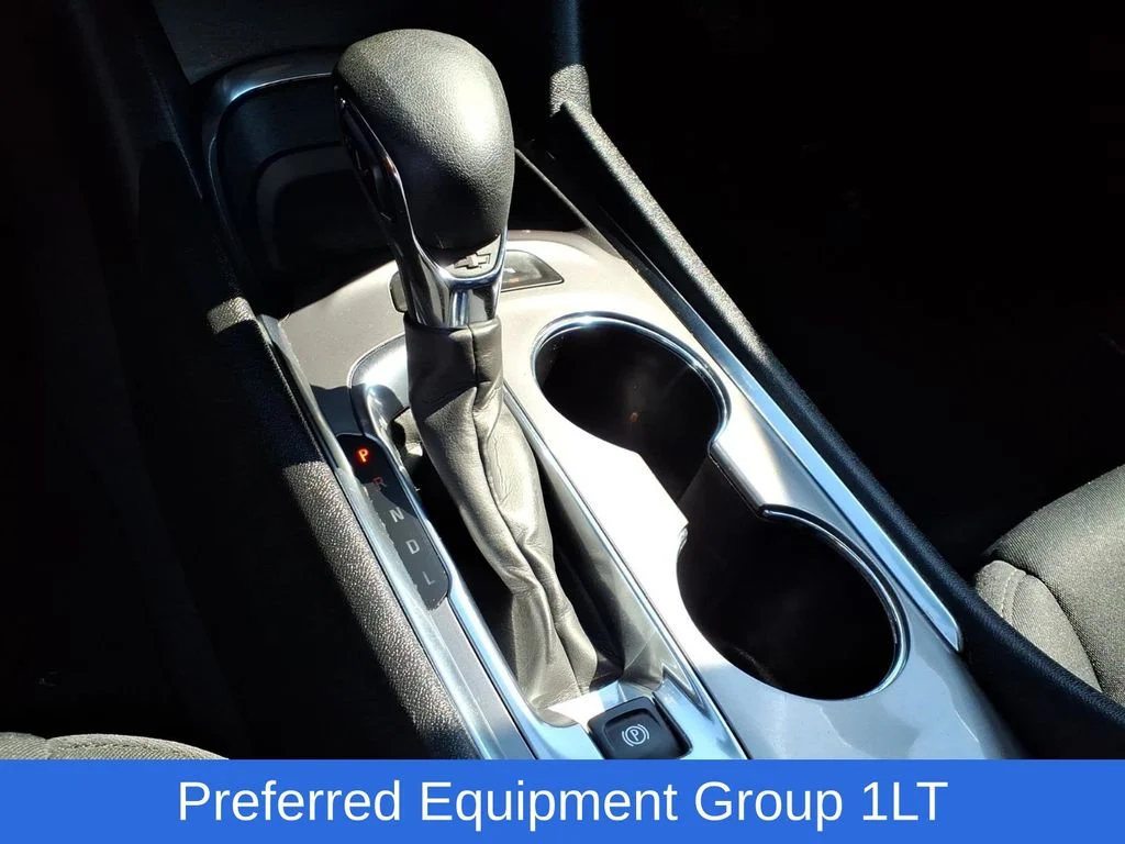 Used 2024 Gray Chevrolet LT image 9