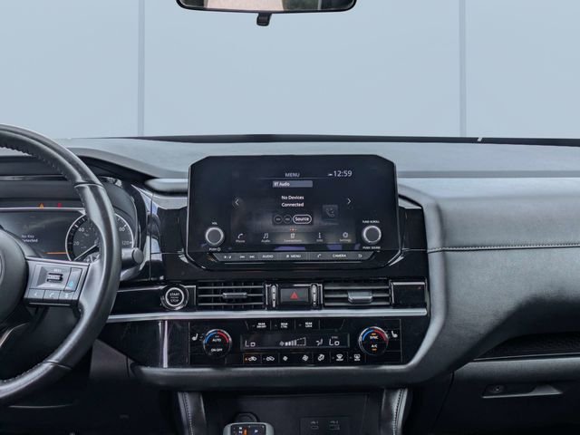 Used 2024 White Nissan SV image 18