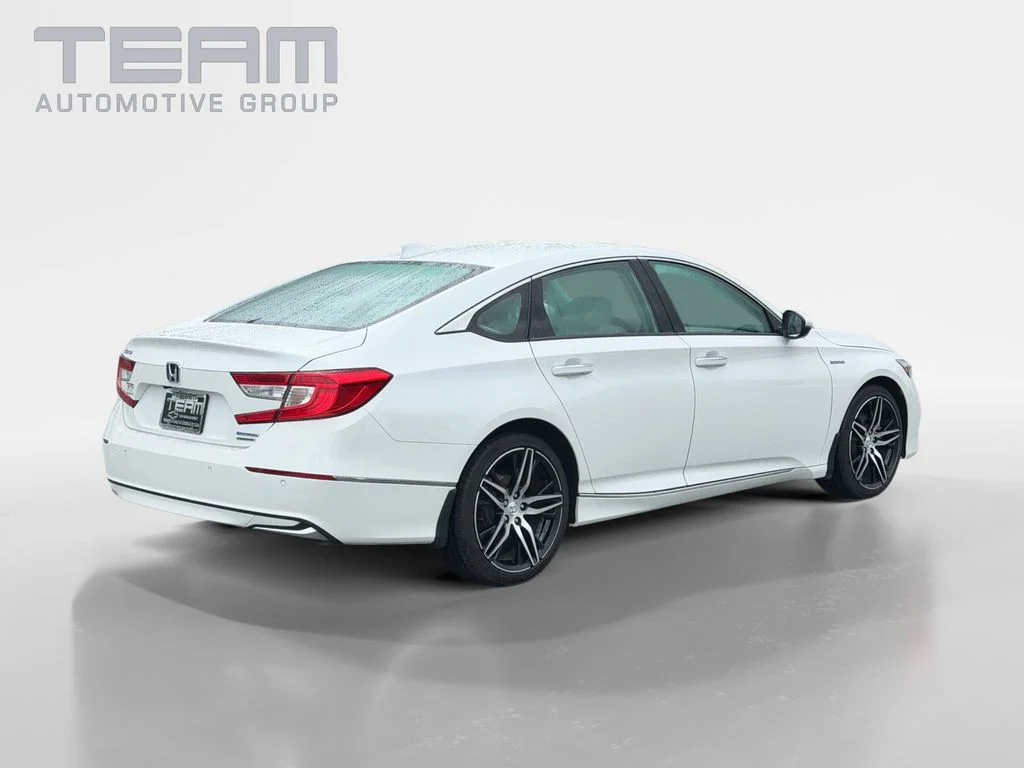 Used 2022 White Honda Touring image 7