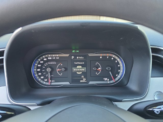 Used 2024 Black Hyundai SEL image 18