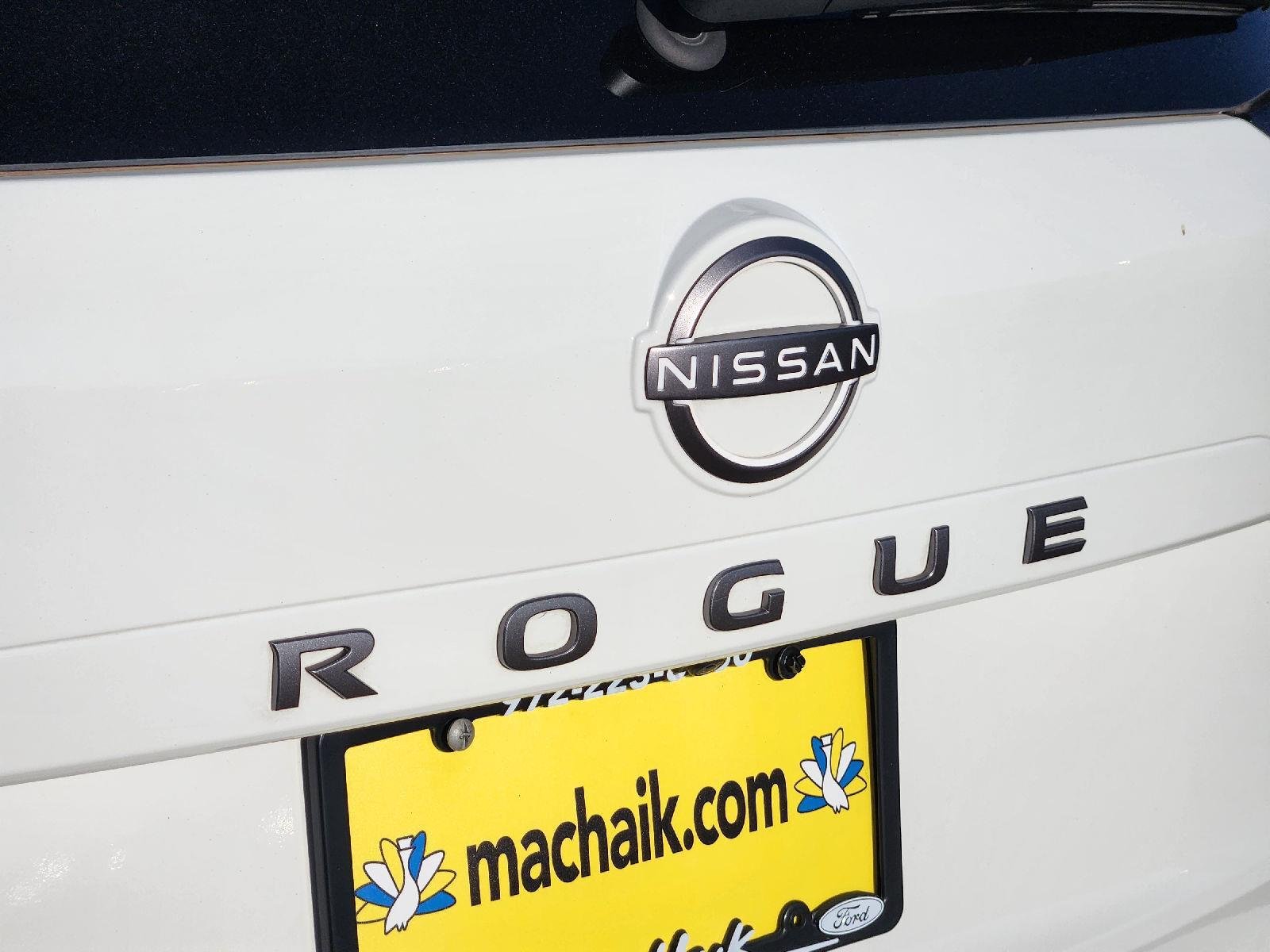Certified Used 2024 Glacier White Nissan S image 11